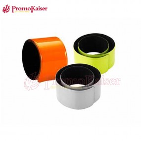 Reflektierendes Snap-Armband in verschiednen Farben mit...